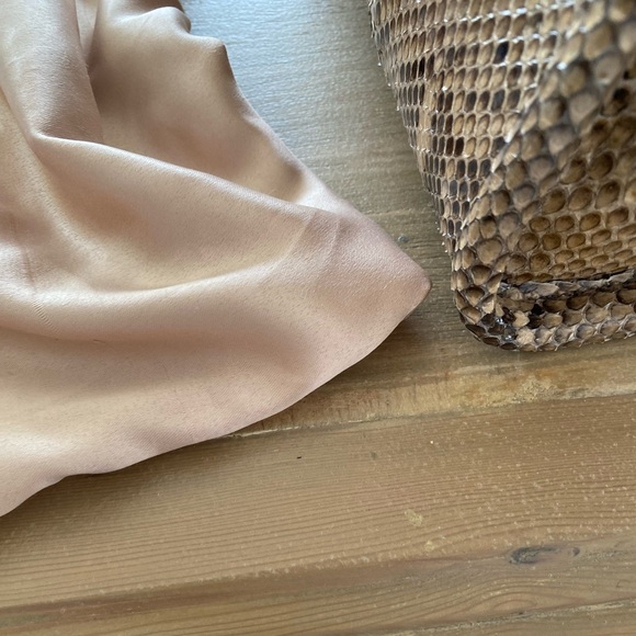 Prada
Pitone Lucido Python Tote - Picture 5 of 15